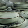 Hermia MOD18Y2730P03 Vajilla de Porcelana Verde 18 Piezas - Apta para Microondas y Lavavajillas